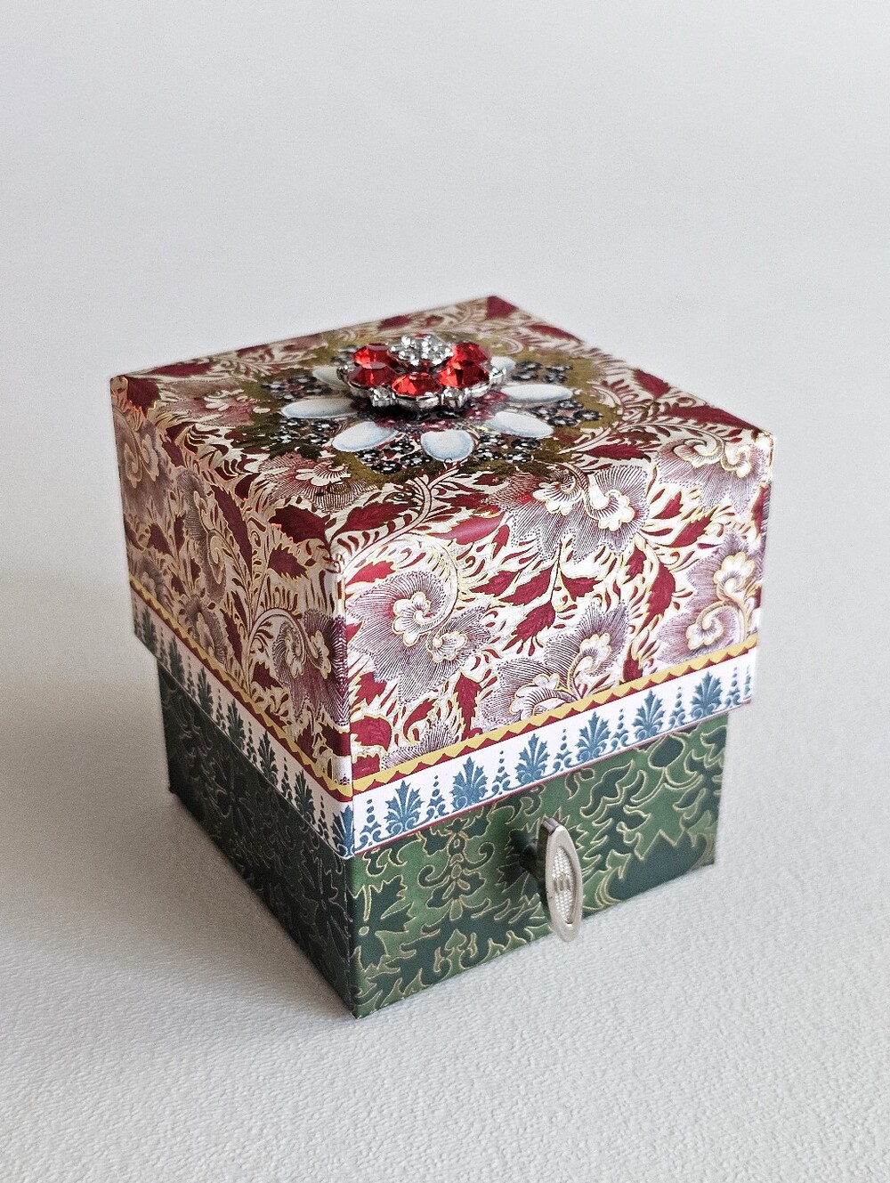 Punch Studio Rose Soap Keepsake Box Gift Set Jeweled Decorative Box NEW